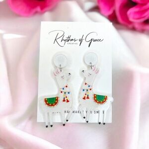 Get Llama-tastic Style with These White Glitter Llama Dangle Earrings! 🦙✨NWT